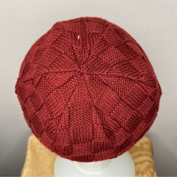Muk Luk Burgundy Knit Hat Beanie Cozy Winter - Picture 9 of 10